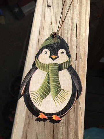 34038 Penguin wood ornament