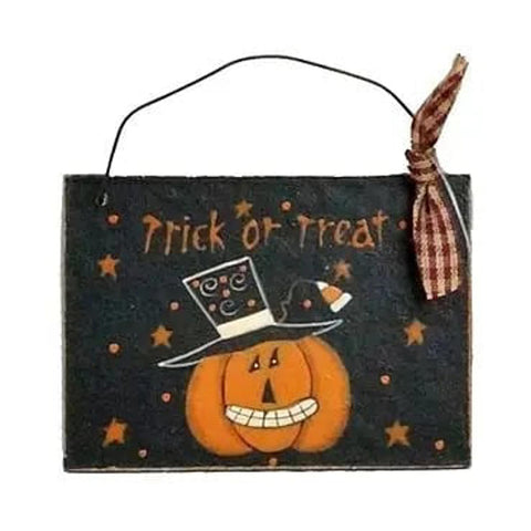 M7568 Trick or Treat wood sign
