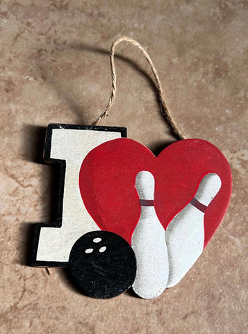 WD1602  I love bowling  wood sign
